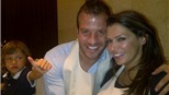 Bồ Van der Vaart mang bầu lần 5